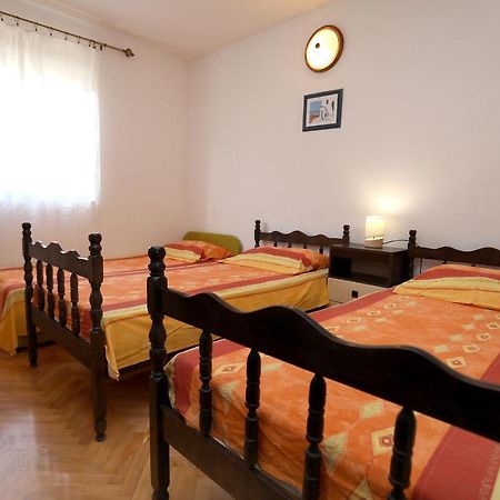 Apartman Karaga 特罗吉尔 外观 照片