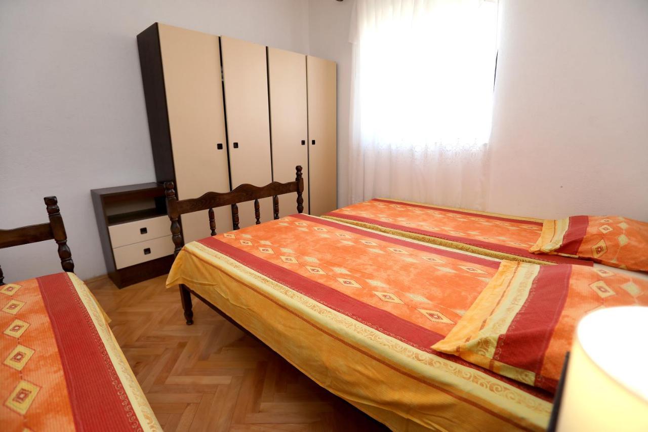 Apartman Karaga 特罗吉尔 外观 照片